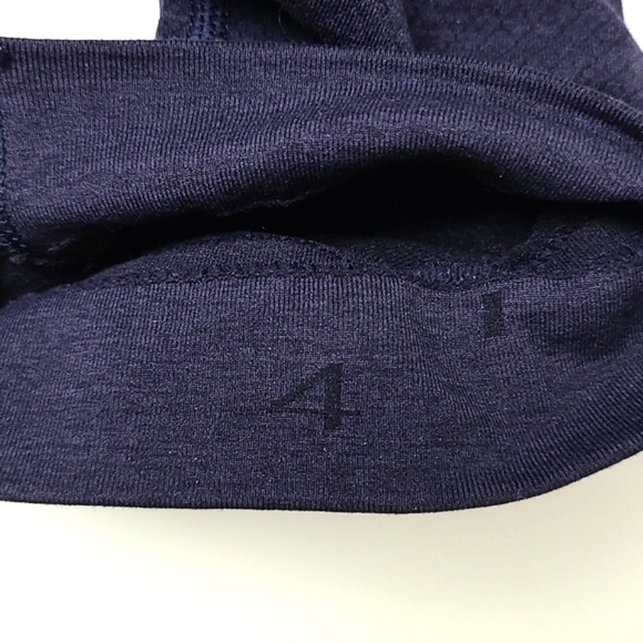 Lululemon Ebb And Flow Crop Navy Blue 16" Inseam Size 4 - Picture 6 of 12